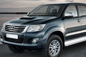 Hilux head
