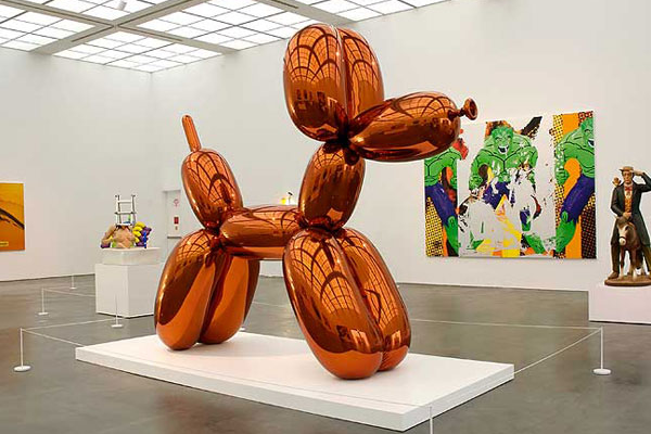 Orange balloon dog