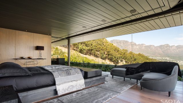 SAOTA Bantry Bay 10
