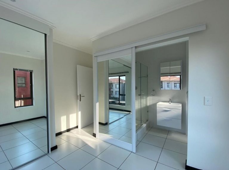 This is what the average house price in South Africa gets you in Joburg ...