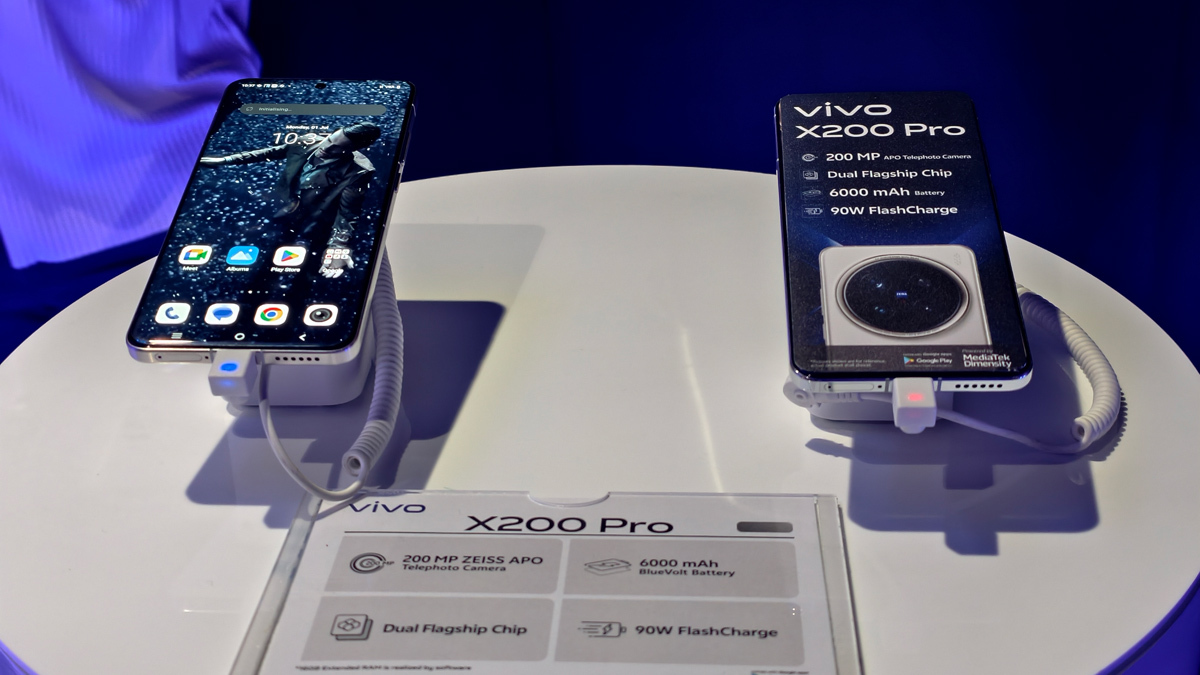 vivo launches flagship X200 Pro smartphone in South Africa